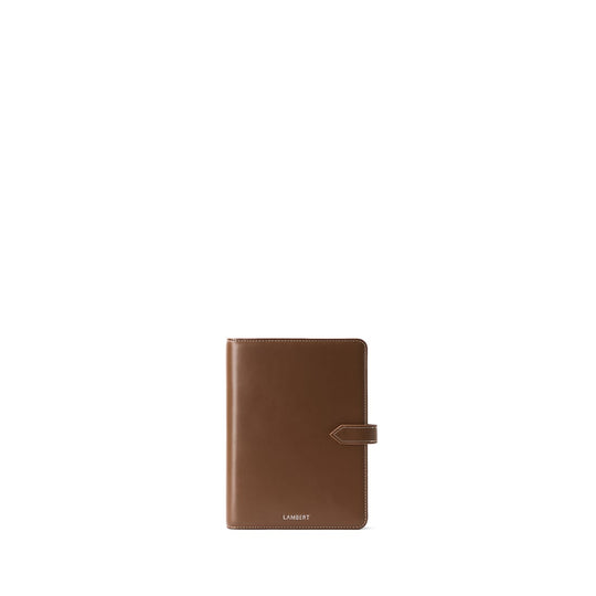 Le Ariel – Couverture à carnet en cuir vegan hazelnut