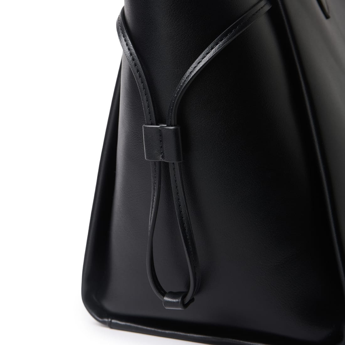 Le Clothilde – Sac fourre-tout en cuir vegan noir