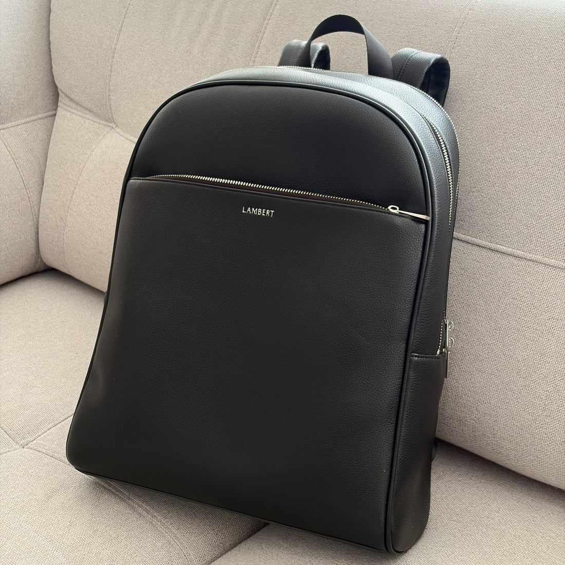 Le Emerson – Sac à dos en cuir vegan noir