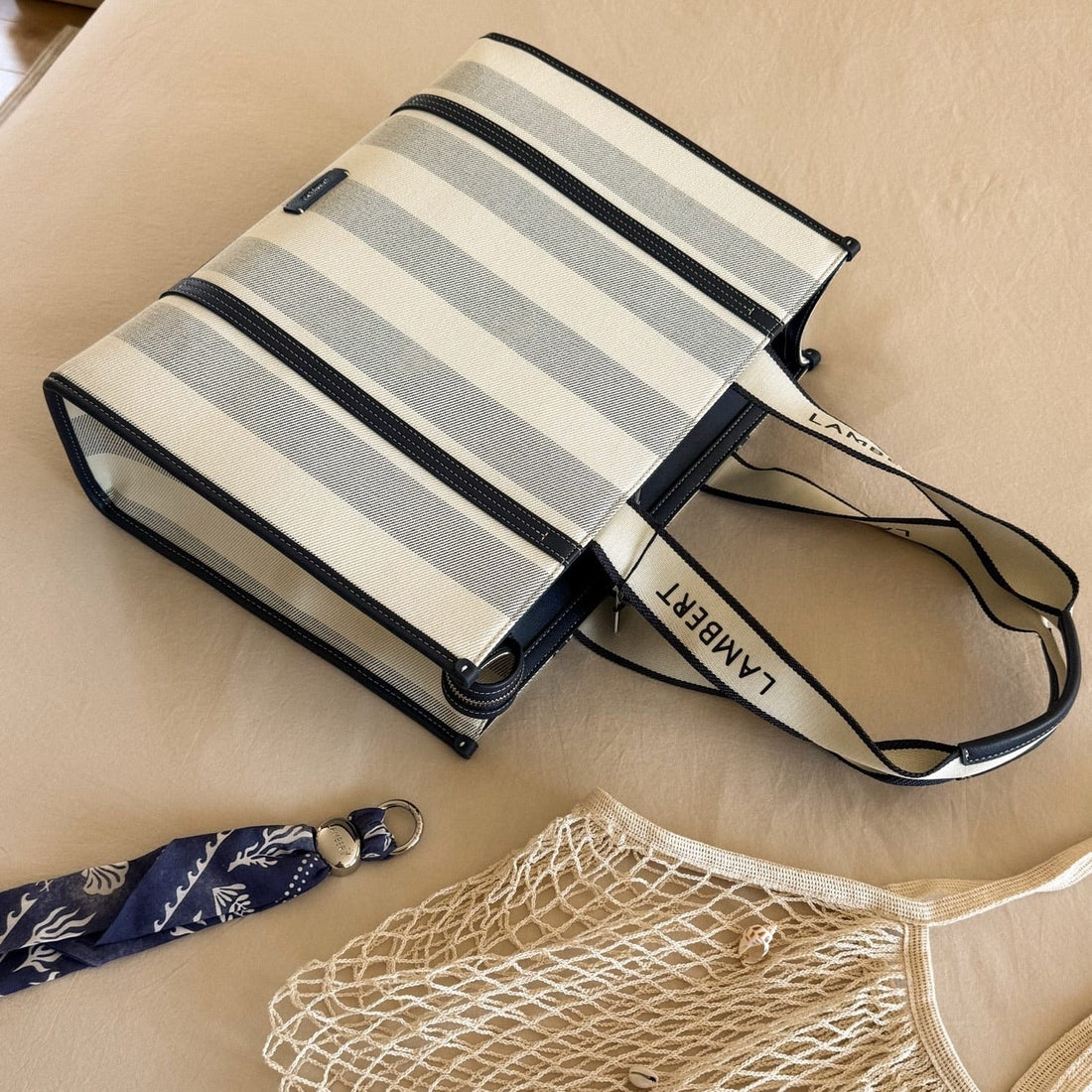 Le Erica – Sac fourre-tout en canevas marine