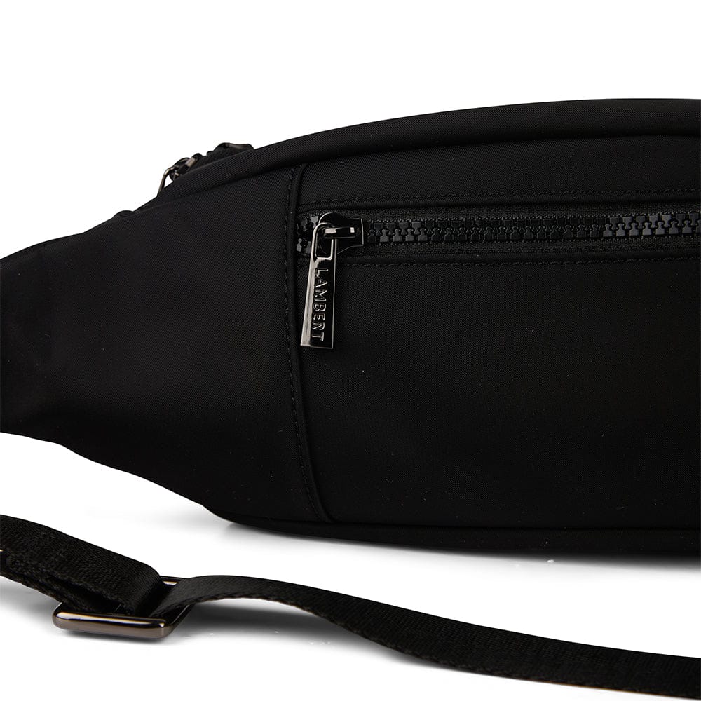 Le Yael – Sac banane en nylon recyclé noir