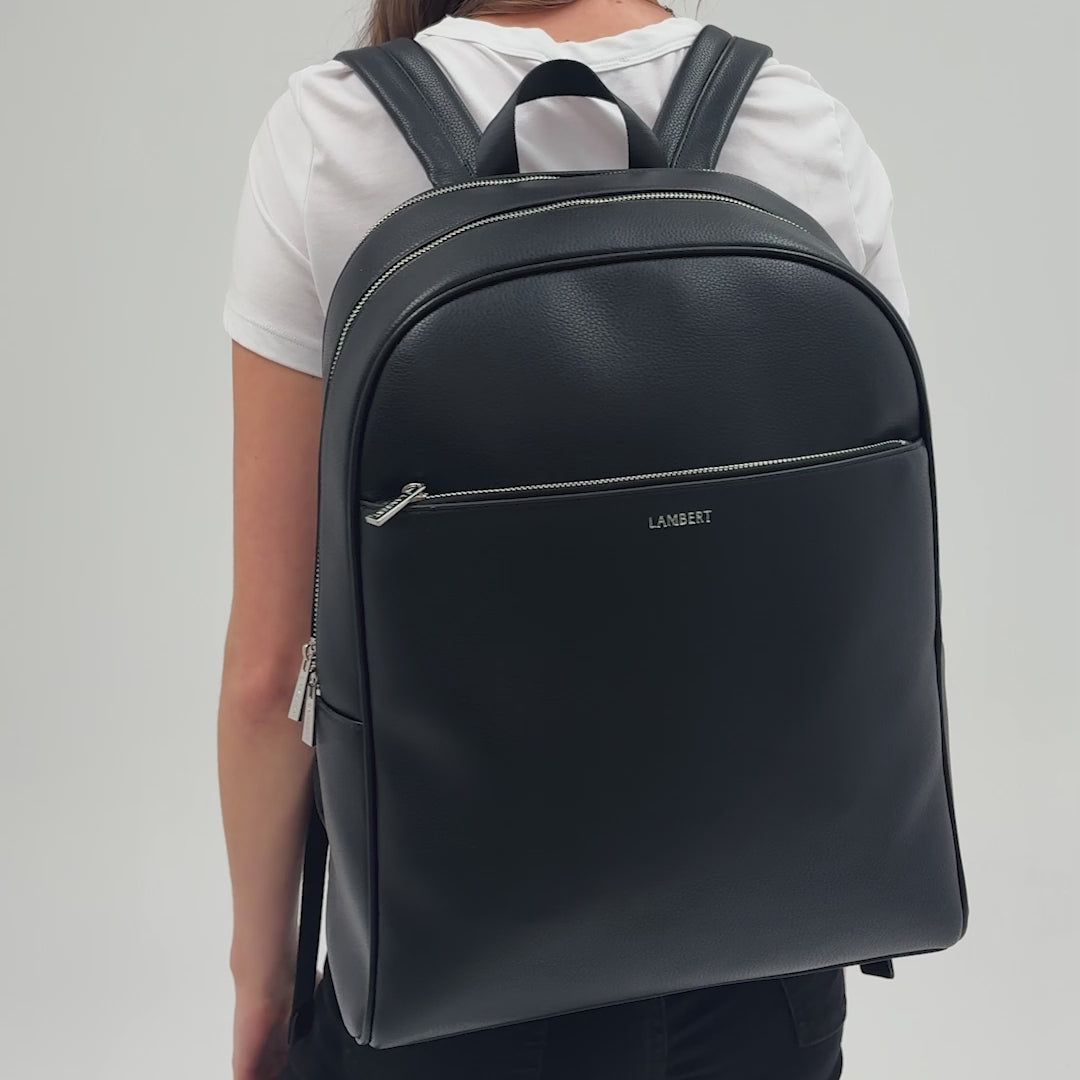 Le Emerson – Sac à dos en cuir vegan hazelnut